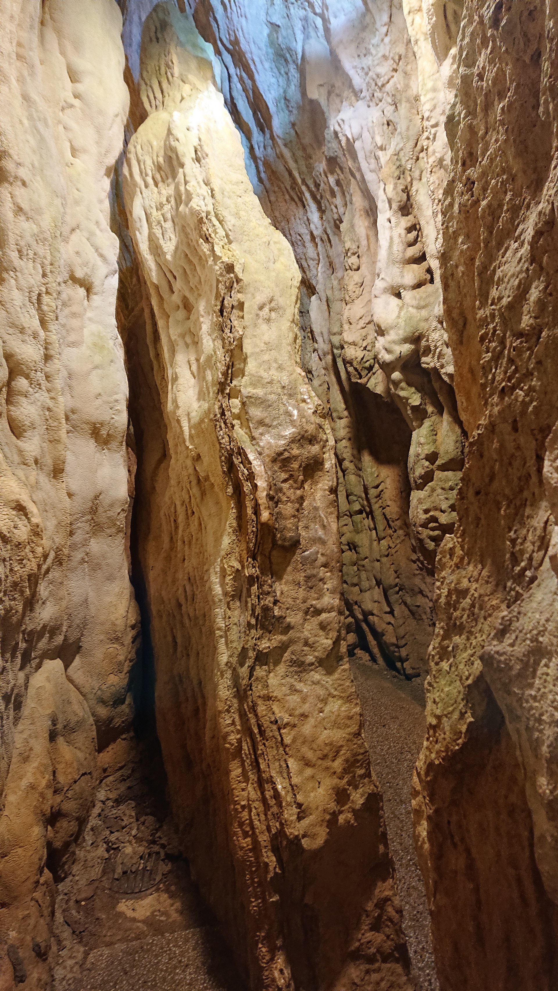 Chinese limestone cave stalactites lit