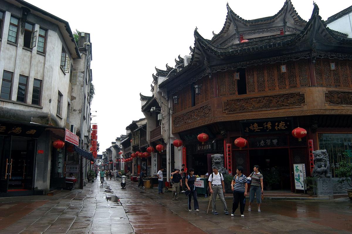 Tunxi Old Street lanterns evening